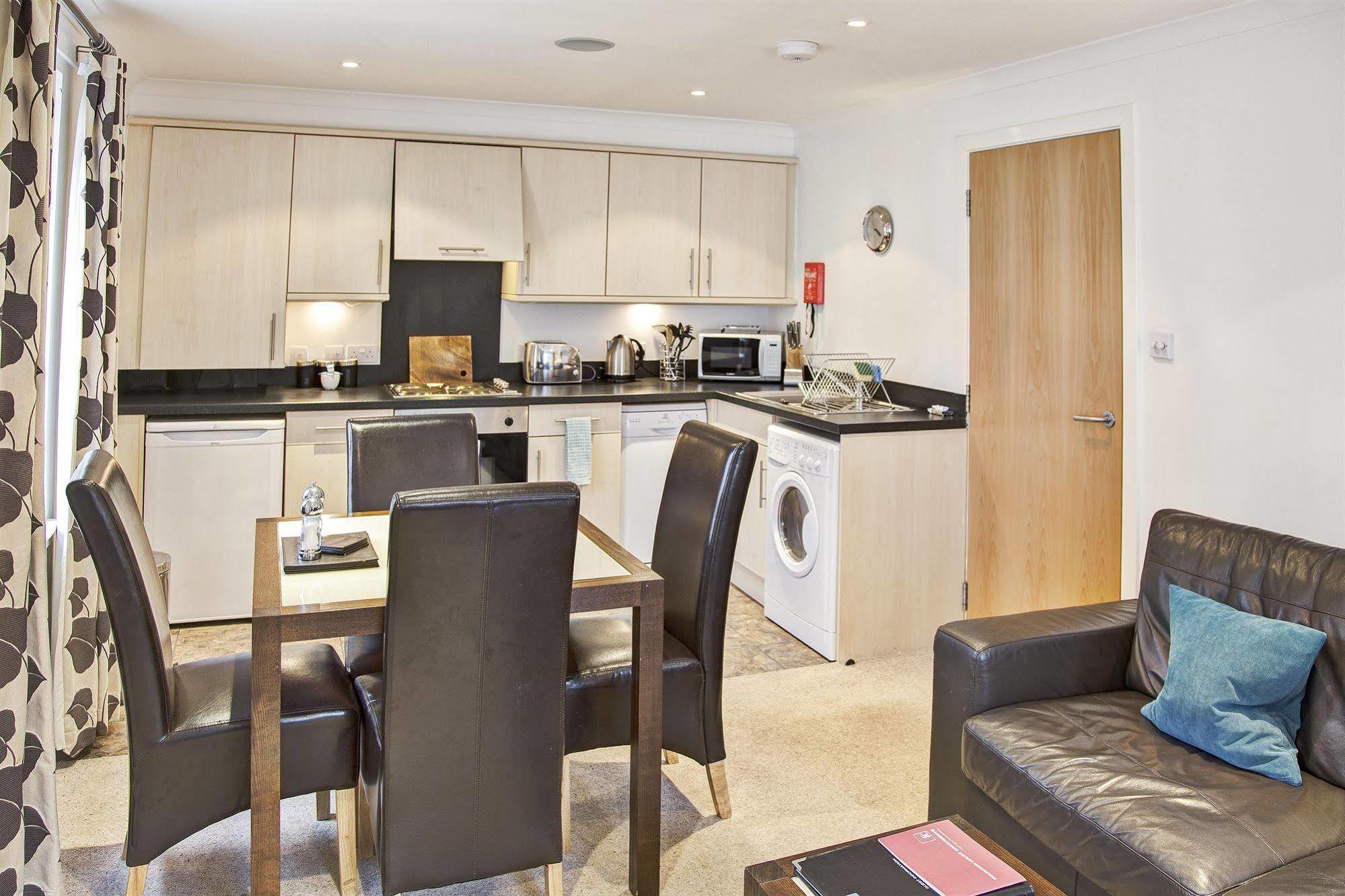إدنبرة Fountain Court Apartments - Grove Executive المظهر الخارجي الصورة
